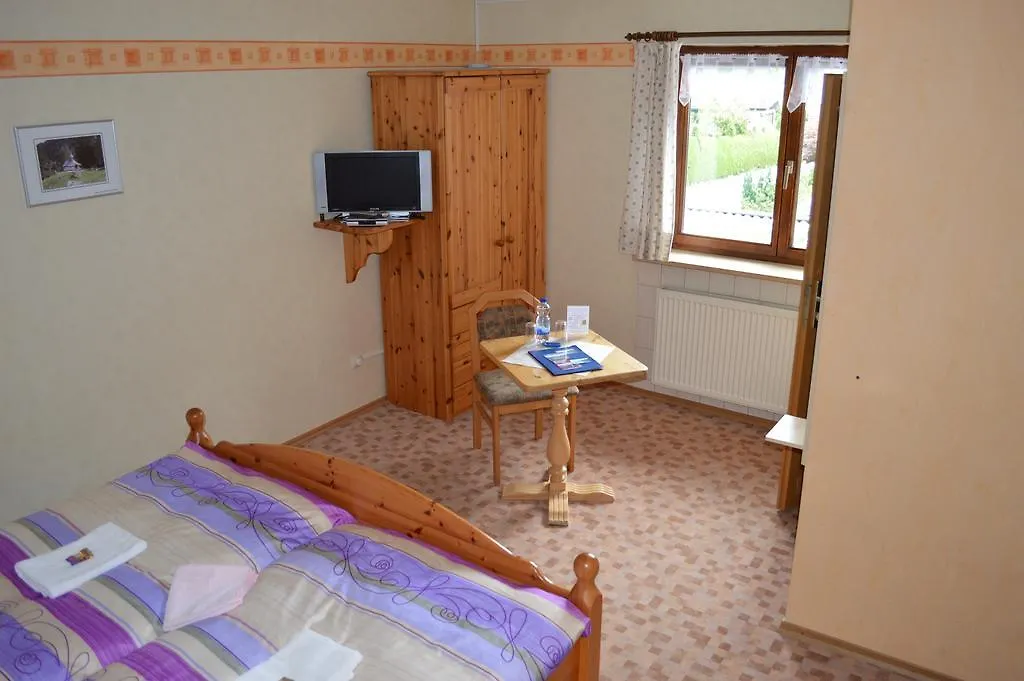 Gastehaus Albina Guest House Flintsbach