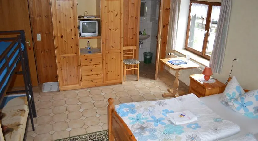 Gastehaus Albina Guest House Flintsbach