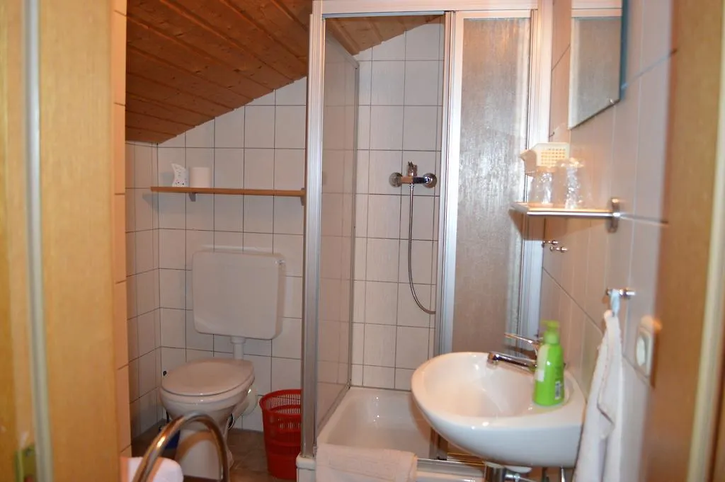 Gastehaus Albina Guest House Flintsbach
