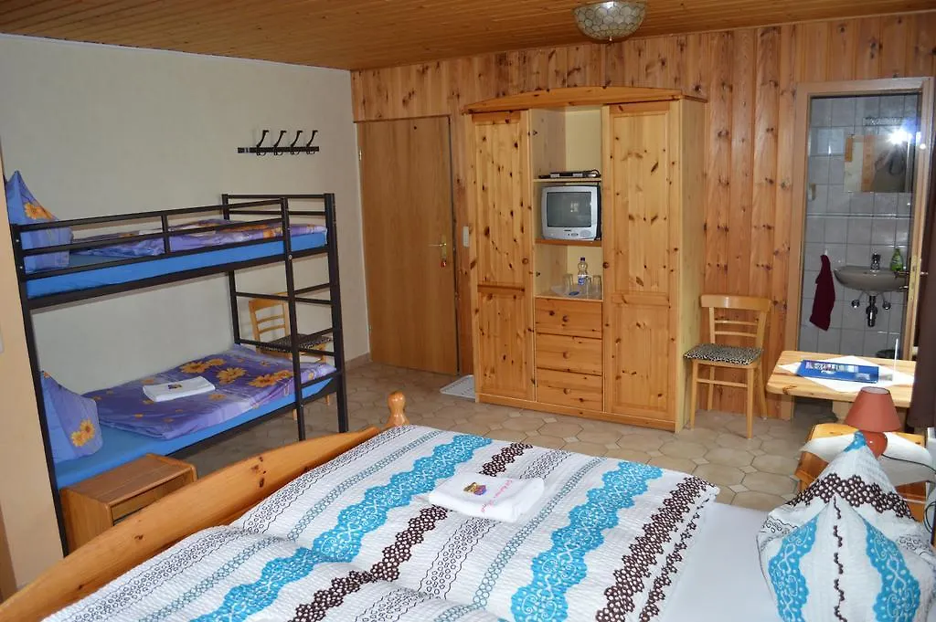 Gastehaus Albina Guest House Flintsbach